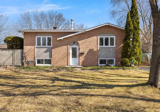House for sale - 86 Place Mercure, Candiac, J5R 1B2