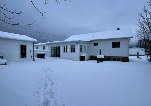 Maison à vendre - 151 Rue Adam, Amos, J9T 4H8