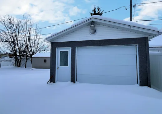 Maison à vendre - 151 Rue Adam, Amos, J9T 4H8