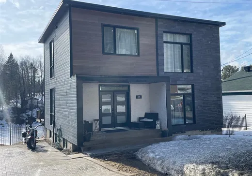 Maison à étages à vendre - 405 Rue de la Montagne, Saint-Calixte, J0K1Z0