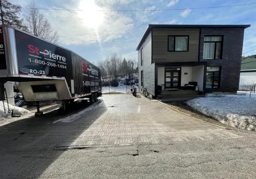 Maison à vendre - 405 Rue de la Montagne, Saint-Calixte, J0K 1Z0