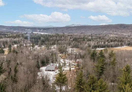 Maison à vendre - 12 Ch. Hill, Magog, J0B 2C0