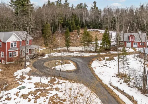 Maison à vendre - 12 Ch. Hill, Magog, J0B 2C0