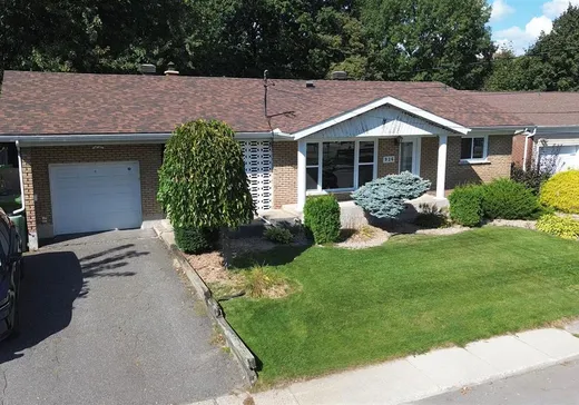 Bungalow for sale - 926 Rue Lévis, Drummondville, J2B5C9