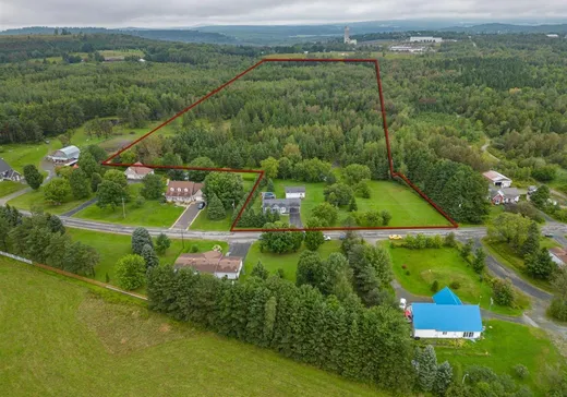 Maison à vendre - 108 Ch. Laroche, Val des Sources, J1T 3M7