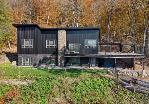 Two or more stories for sale - 1094 Ch. de la Montagne, Gatineau, J9J3S1