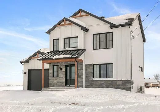 Maison à étages à vendre -  Av. Paul-Henri, Montmagny, G5V3Z2