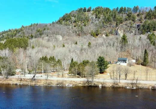 Two or more stories for sale - 997 Route des Saules, Mont-Tremblant, J0T1M0