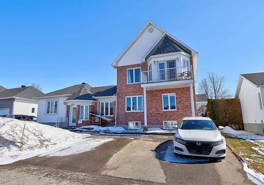 Two or more stories for sale - 6061 Rue des Merles, Pointe-Du-Lac, G9B6G3