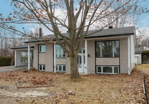 Maison à vendre - 4110 Rue Rouleau, Les Nations, J1L 1L5