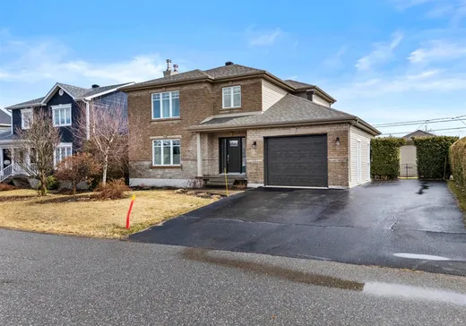 Maison à étages à vendre - 1410 Rue Rosalie, Drummondville, J2C7K3