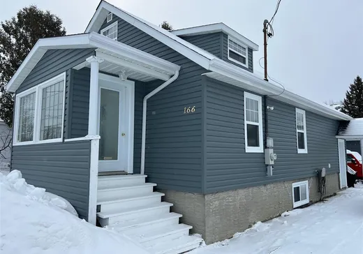 Two or more stories for sale - 166 Rue Tardif E., Rouyn-Noranda, J9X3R3