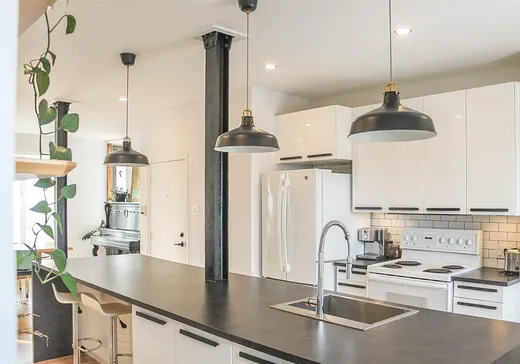 Condo à vendre - 16 Rue St-Joseph O., Ville de Québec, G1K 1W6