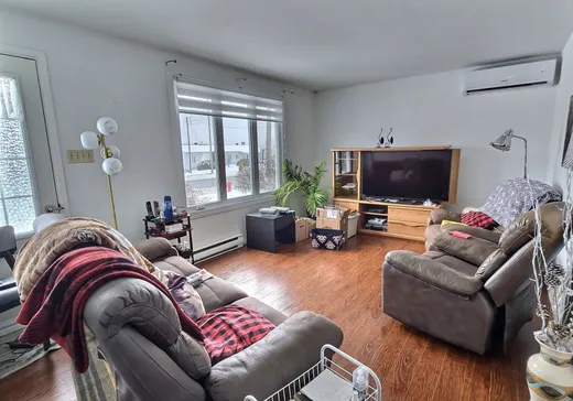 Maison à vendre - 753 Route 132 O., Causapscal, G0J 1J0