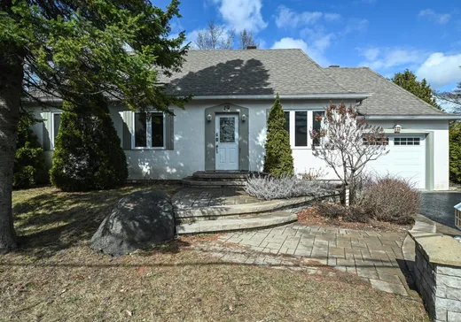 Maison à étages à vendre - 19 Rue Dupras, Saint-Basile-le-Grand, J3N1H1