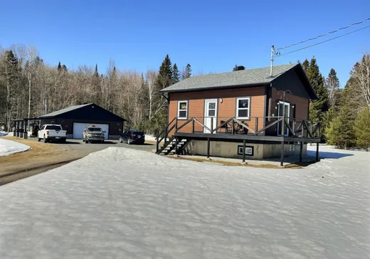 House for sale - 90 Rue Principale O., L'Ascension, J0T 1W0
