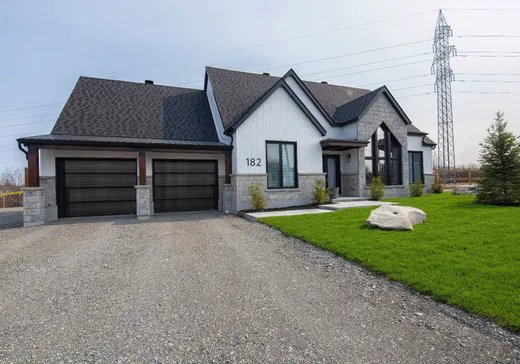 House for sale - 182 Rue des Parulines, Val-d'Or, J9P 0N3