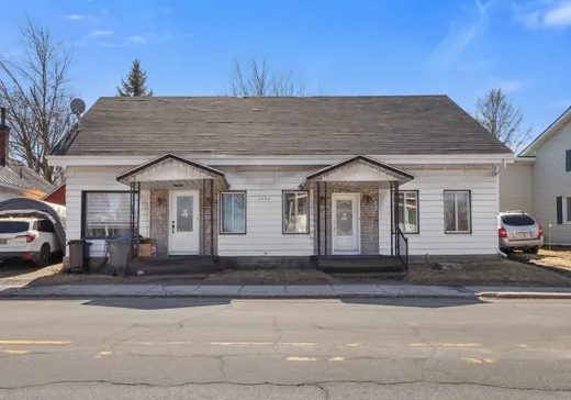 Two or more stories for sale - 2054 Rue Principale, Saint-Norbert, J0K3C0