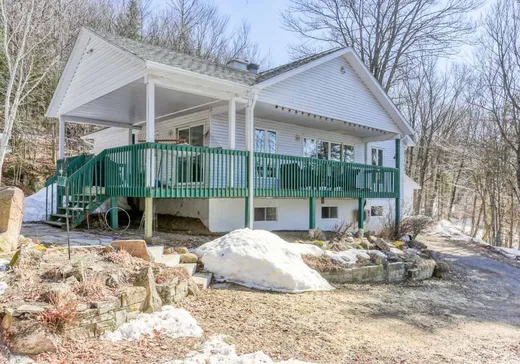 Maison à étages à vendre - 540 Ch. du Lac-Bell, St-Élie-de-Caxton, G0X2N0