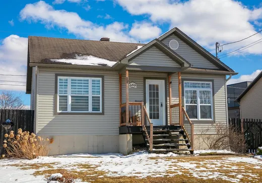 House for sale - 669 Rue St-Édouard, Sherbrooke, J1R 0T7