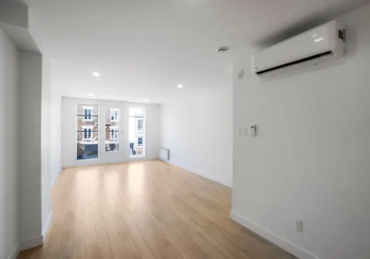Condo for sale - 4722 Rue Ste-Catherine E., Montreal (Mercier/Hochelaga-Maisonneuve), H1V 1Z2