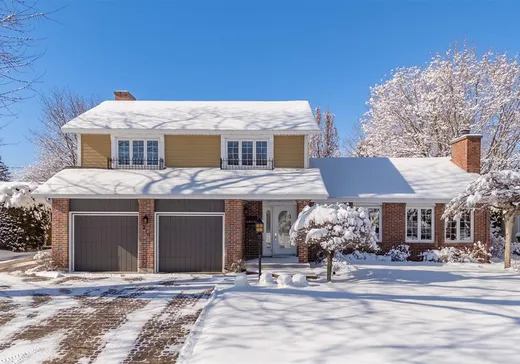 Two or more stories for sale - 210 Rue Campagna, Victoriaville, G6P6A2