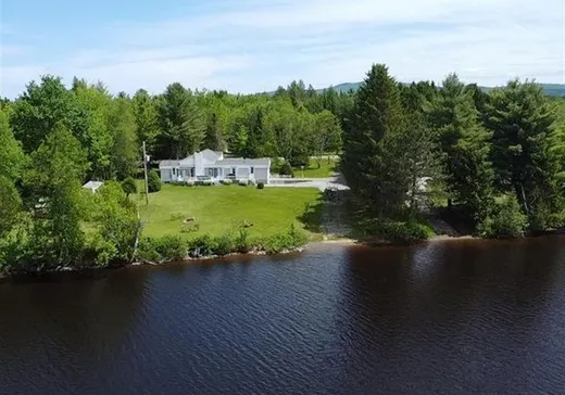 Bungalow à vendre - 1861 Ch. Fontaine, Weedon, J0B3J0
