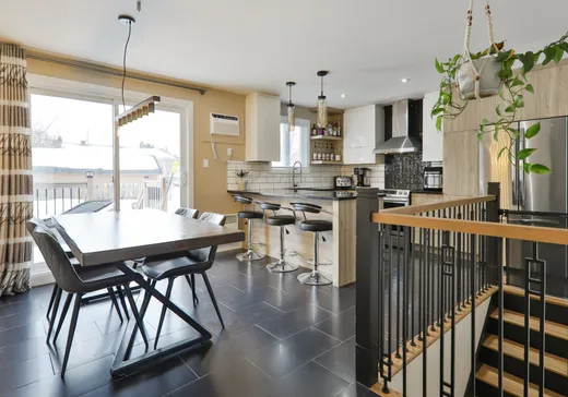 Maison à étages à vendre - 887 2e Avenue, Laval (Fabreville), H7R4J1