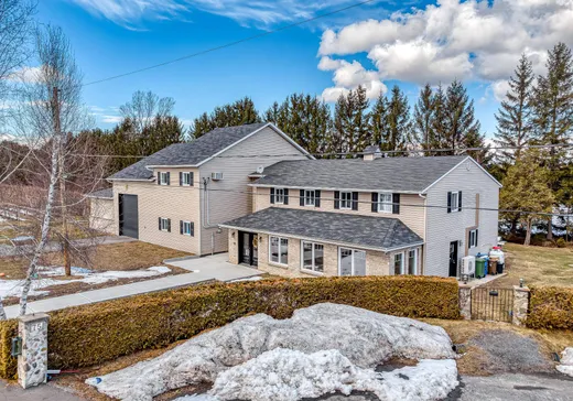 Maison à étages à vendre - 75 Rue Roy, Lanoraie, J0K1E0