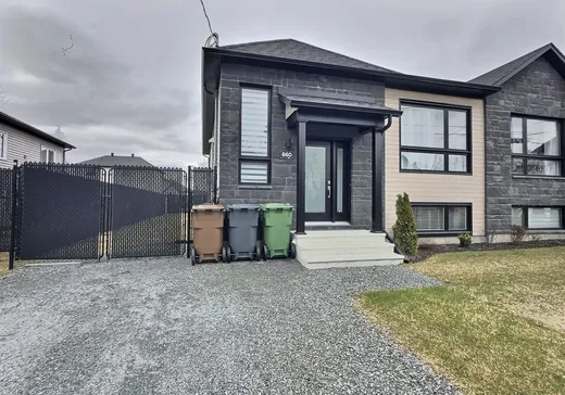 Maison à vendre - 860 Rue du Cabernet, Drummondville, J2B 7H4