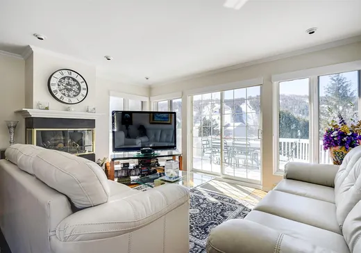 Condo for sale - 180 Av. Hochar, Saint-Sauveur, J0R 1R3