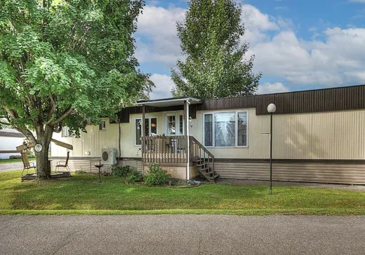 Two or more stories for sale - 14 9e Avenue N., Saint-Mathieu, J0L2H0