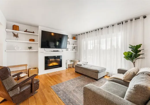 Maison à vendre - 1096 Ch. d'Ayer's Cliff, Magog, J1X 0G1