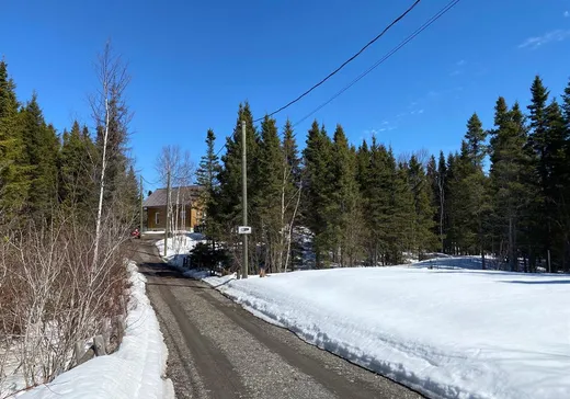 Maison à vendre - 416 Ch. du Lac-du-Portage O., Matane, G0J 3C0