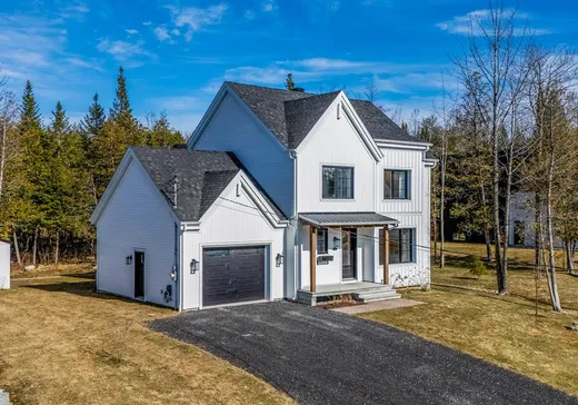 Maison à vendre - 12 Rue des Mésanges, Orford, J1X 8B8