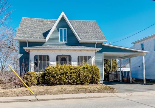 1 1/2 Storey for sale - 505 Rue Notre-Dame, St-Francois-Du-Lac, J0G1M0
