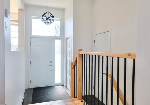 Maison à vendre - 2620 Av. Camille-Dreyfus, Drummondville, J2B 0W1