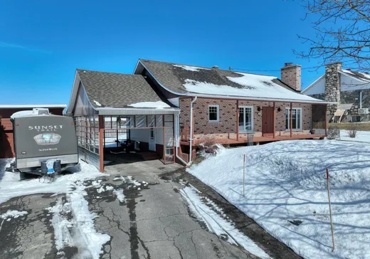 Bungalow for sale - 103 Ch. de la Colline O., Thetford-Mines, G6G5R5