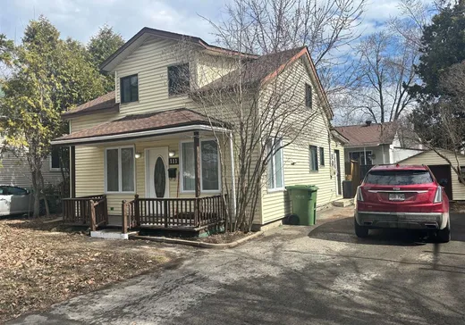 Maison à étages à vendre - 111 Rue Féré, Saint-Eustache, J7R2T4