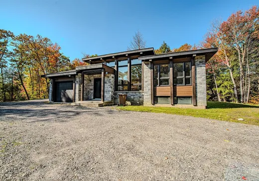 House for sale - 134 Rue du Domaine-Fortier, Saint-Colomban, J5K 1K9
