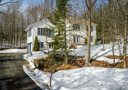 Maison à étages à vendre - 24 Ch. des Cyprès, Ste-Anne-Des-Lacs, J0R1B0