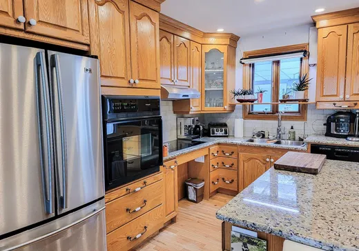 Maison à vendre - 5 Rue Bélanger, Lachute, J8H 4C8