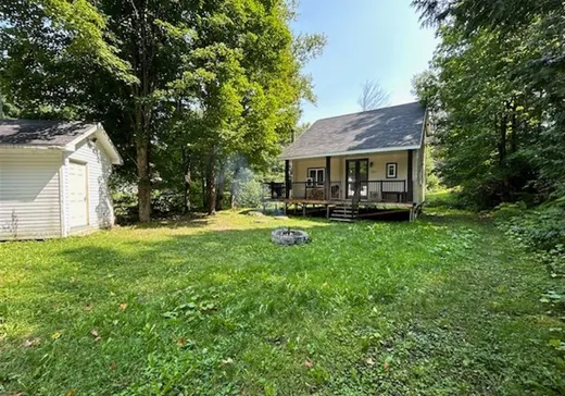 Maison à vendre - 951 Route 276, Saint-Frédéric, G0N 1P0