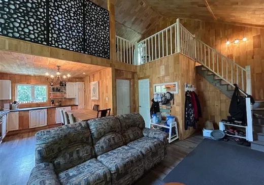 Maison à vendre - 951 Route 276, Saint-Frédéric, G0N 1P0