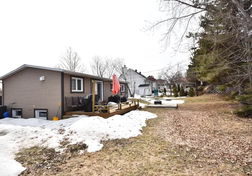 Maison à vendre - 23 Rue Tardif, Témiscouata-sur-le-Lac, G0L 1E0