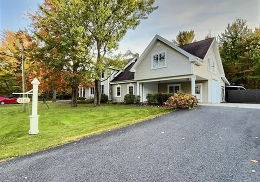 Maison à vendre - 3105 Ch. du Golf O., Drummondville, J2B 8A8