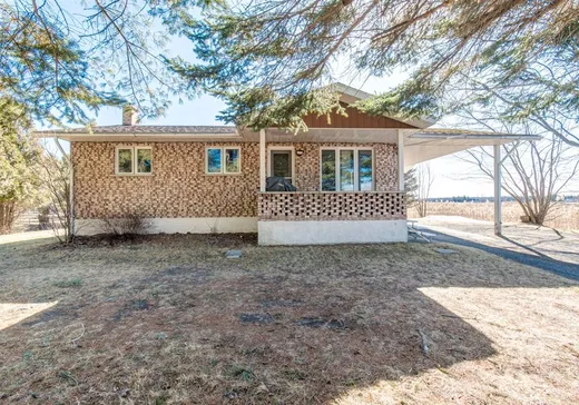 Bungalow for sale - 174 Rg Ste-Anne, St-Francois-Du-Lac, J0G1M0