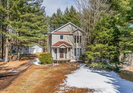 Maison à étages à vendre - 1282 Ch. Édouard-Roy, Sherbrooke, J1R0K1