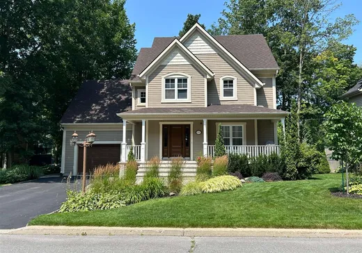 Two or more stories for sale - 735 Rue des Chardonnerets, Mont-Saint-Hilaire, J3H6K7