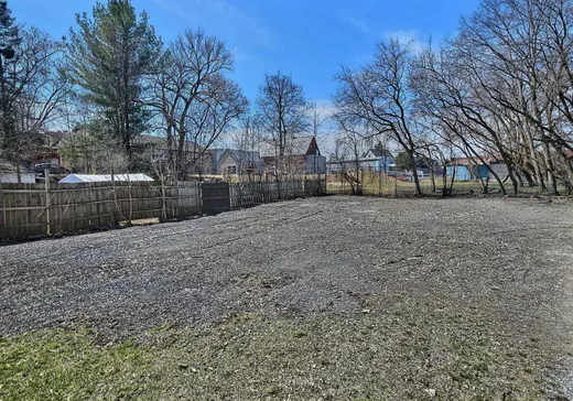 Maison à vendre - 342 Rue St-Charles, Farnham, J2N 2J6